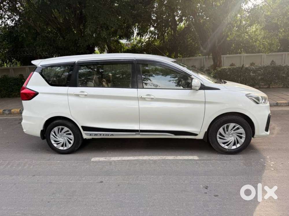 Maruti Suzuki Ertiga Vxi Cng, 2023, Cng & Hybrids