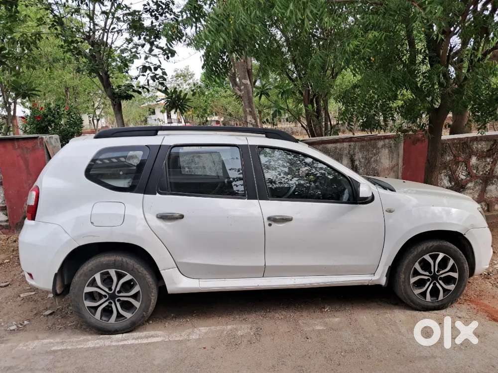Nissan Terrano 2016 Diesel 250000 Km Driven