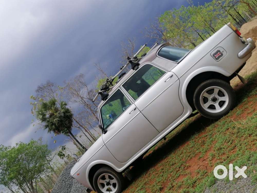 Full Current Fiat Padmini Premier Car Petrol