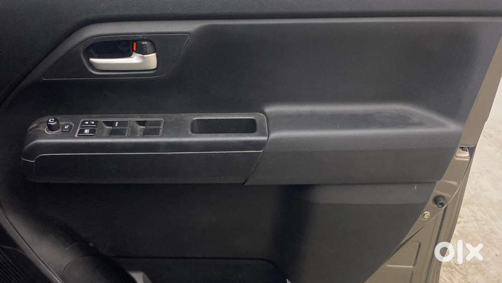 Maruti Suzuki Wagon R Zxi 1.2, 2019, Petrol