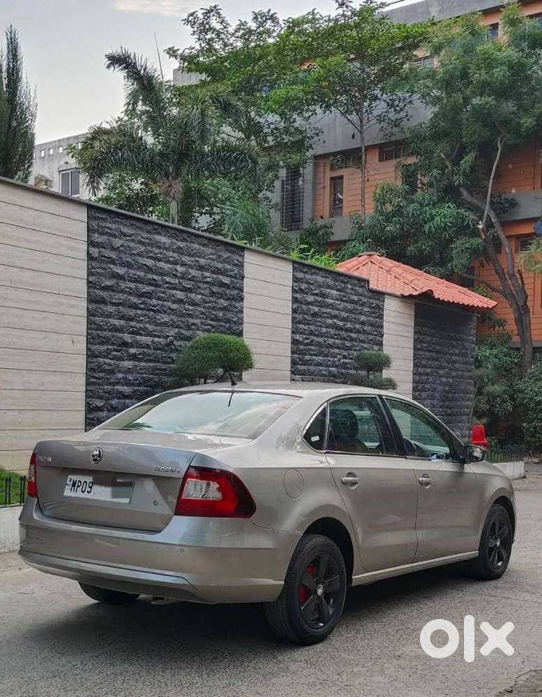 Skoda Rapid 2013-2016 1.5 Tdi At Ambition With Alloy Wheel, 2017, Di..