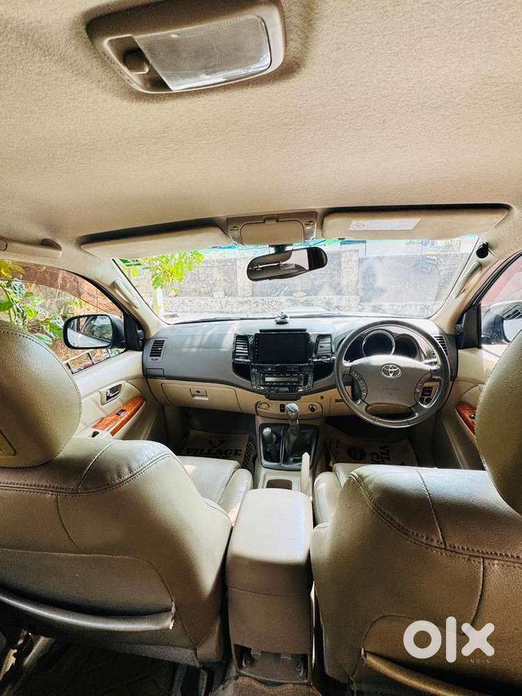 Toyota Fortuner 2010 Diesel Well Maintained