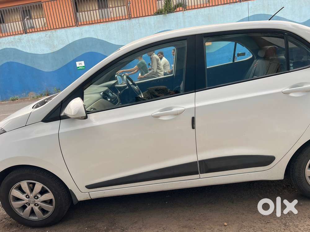 Hyundai Xcent Petrol Manual 2014