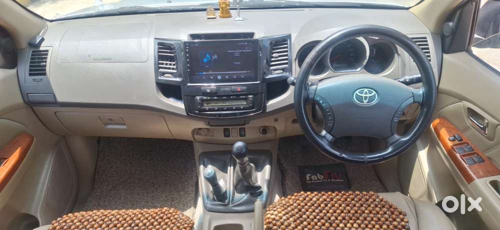 Toyota Fortuner 3.0 4x4 Manual, 2010, Diesel