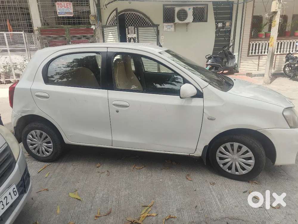 Toyota Etios Liva 2012