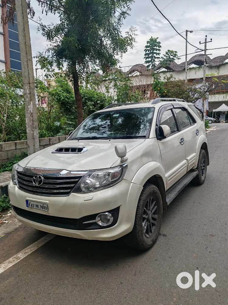 Toyota Fortuner 2015 Diesel Well Maintained