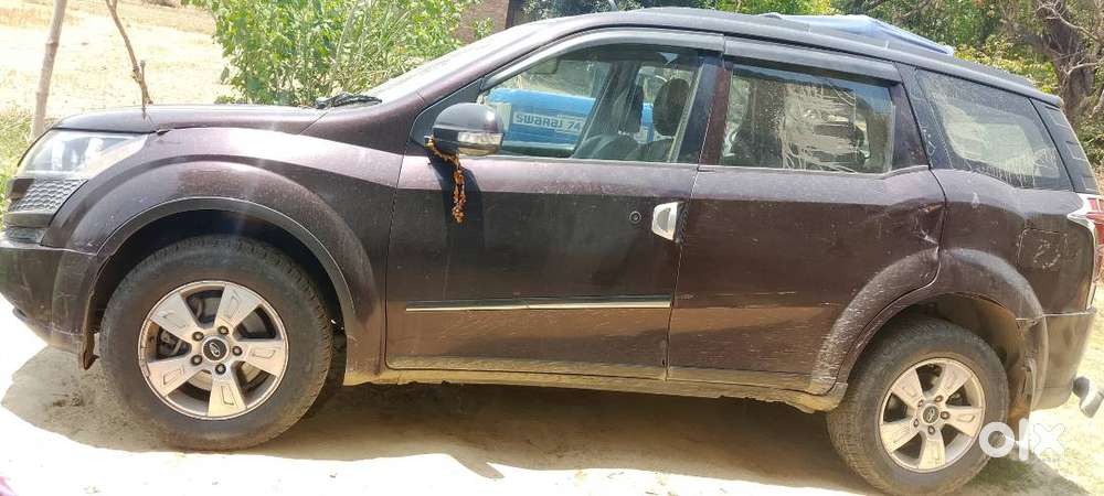 Mahindra Xuv500 2015 Diesel 112845 Km Driven