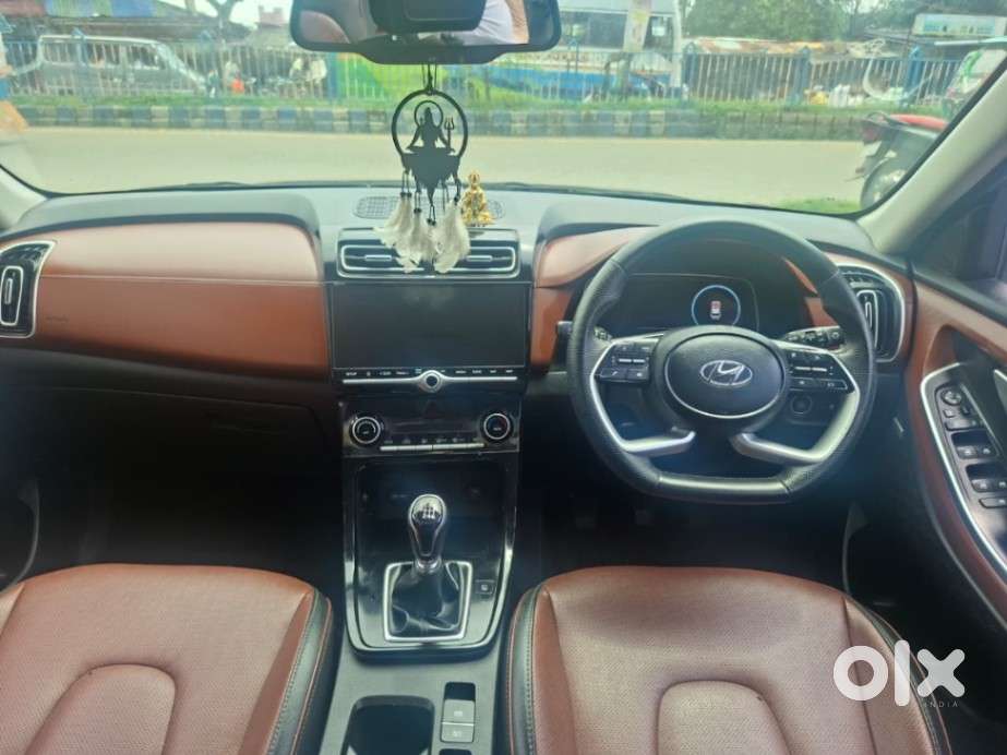 Hyundai Alcazar Platinum, 2022, Petrol