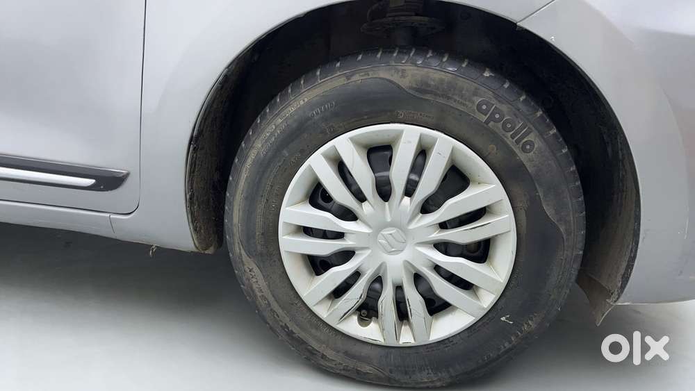 Maruti Suzuki Dzire Vxi Ags, 2021, Petrol