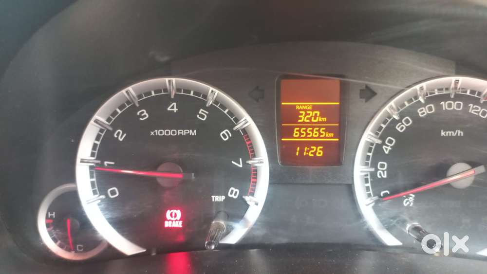 Maruti Suzuki Swift Dzire 1.2 Vxi Bsiv, 2015, Petrol