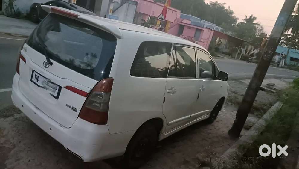 Toyota Innova 2013 Diesel 258000 Km Driven