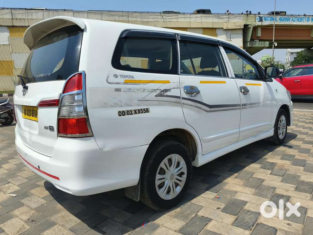 Toyota Innova 2.5 G (diesel) 8 Seater, 2015, Diesel
