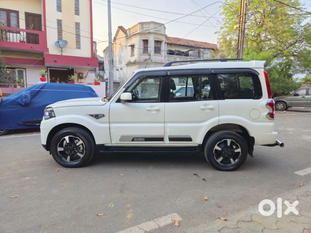 Mahindra Scorpio Classic 2.2 S 11 Mt 7 Str, 2022, Diesel