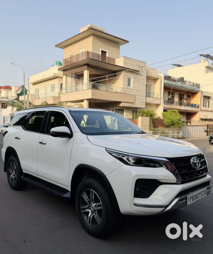 Toyota Fortuner 4x2 At 2.8 Diesel, 2022, Diesel