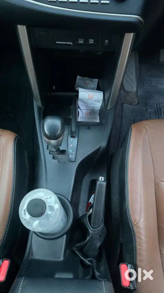 Innova Crysta Captain Seat 2.4 Z (at)