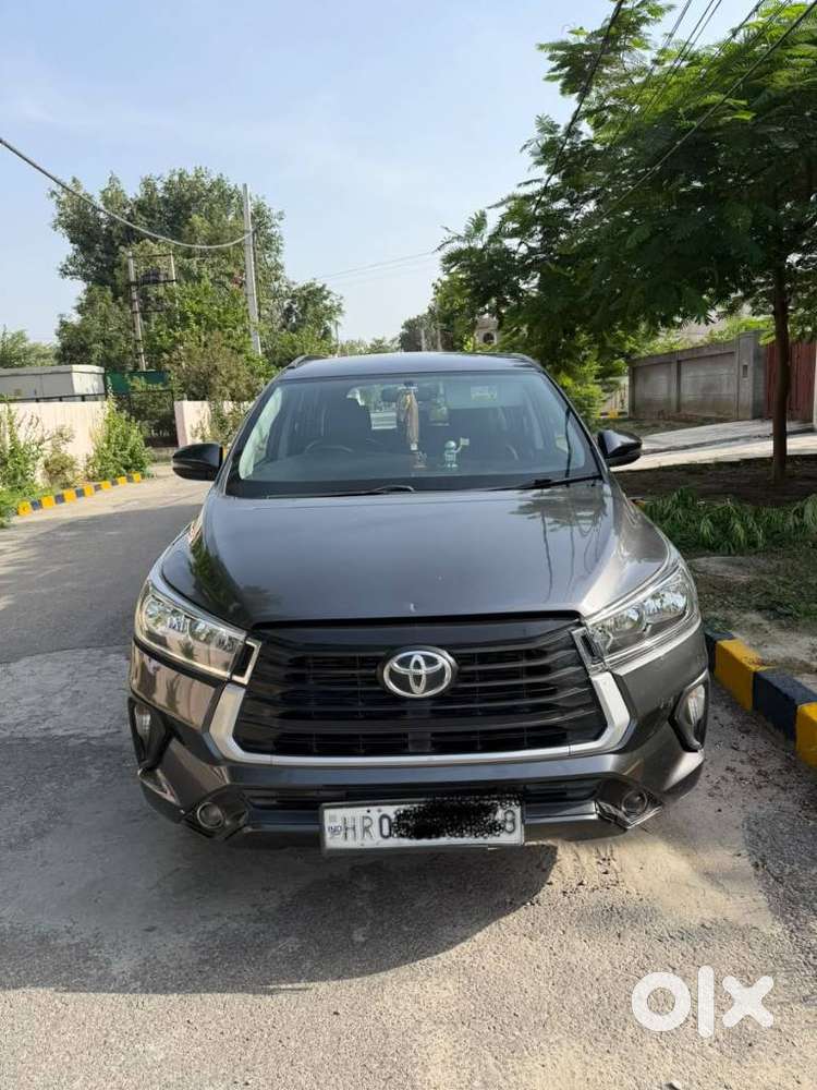 Toyota Innova Crysta 2.8 Gx At, 2022, Diesel