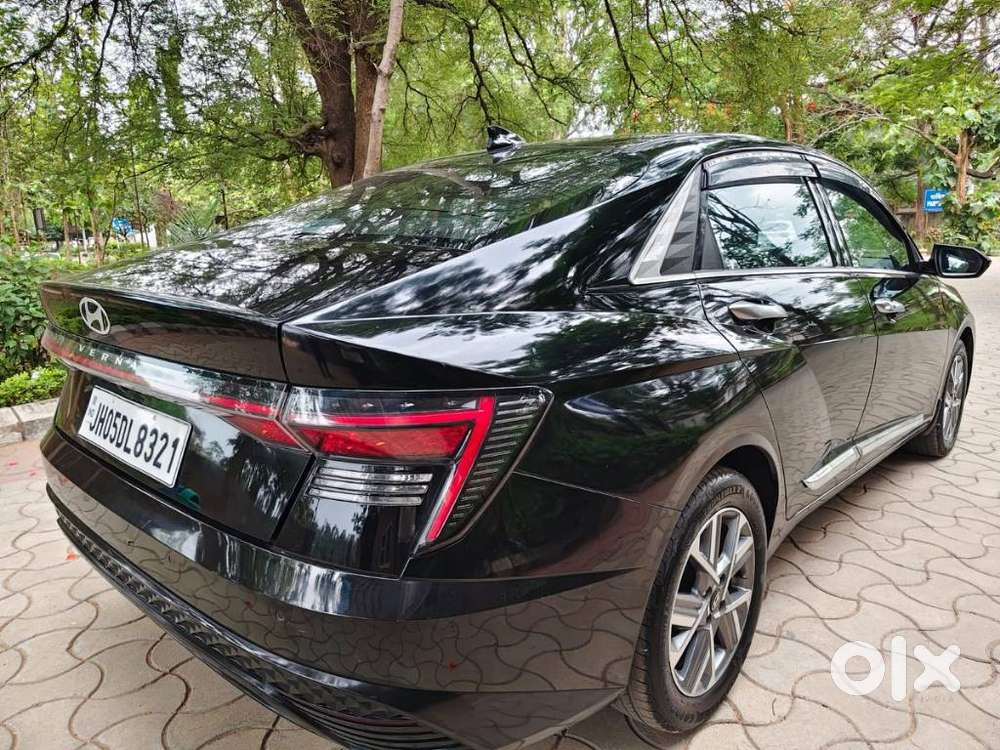 Hyundai Verna 1.5 Sx Petrol Mt, 2023, Petrol