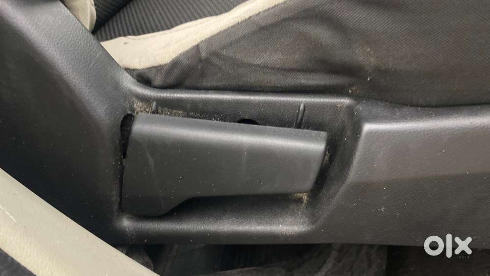 Renault Triber Rxt, 2022, Petrol