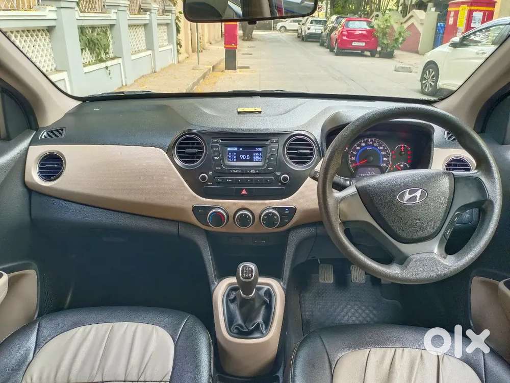 Hyundai I10 Grand 2014 Sportz 1stowner Button Start Showroom Condition