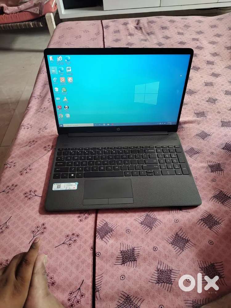 HP Laptop for Sale ; AMD Ryzen 3, 8GB RAM
RAM