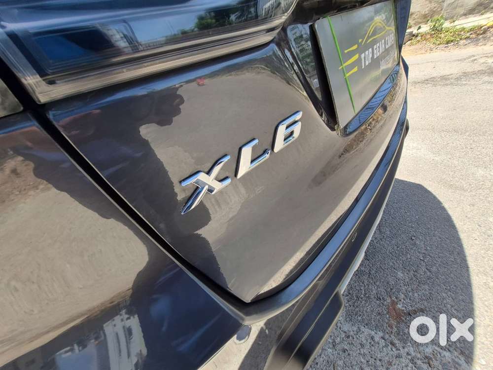Maruti Suzuki Xl6 1.5 Alpha At, 2022, Petrol