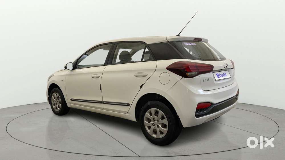 Hyundai Elite I20 [2017-2018] 1.2 Magna Executive Cvt, 2018, Petrol
