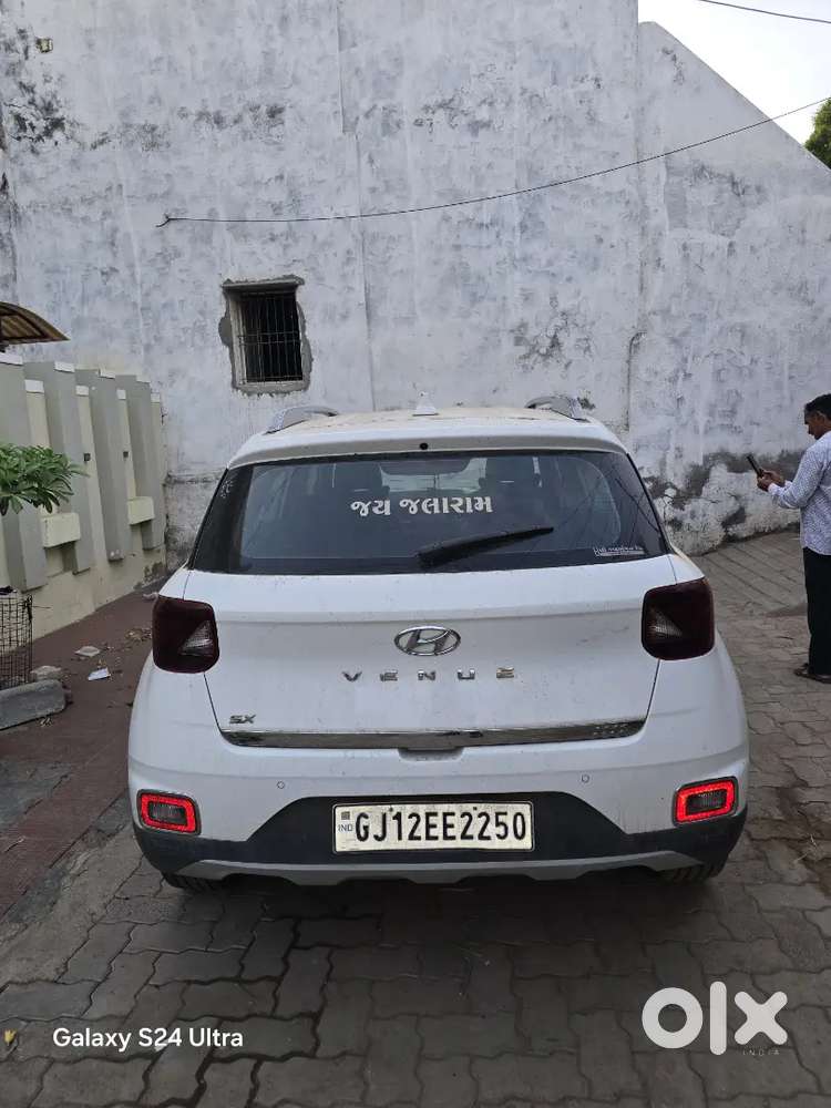 Hyundai Venue Sx Mt 2020