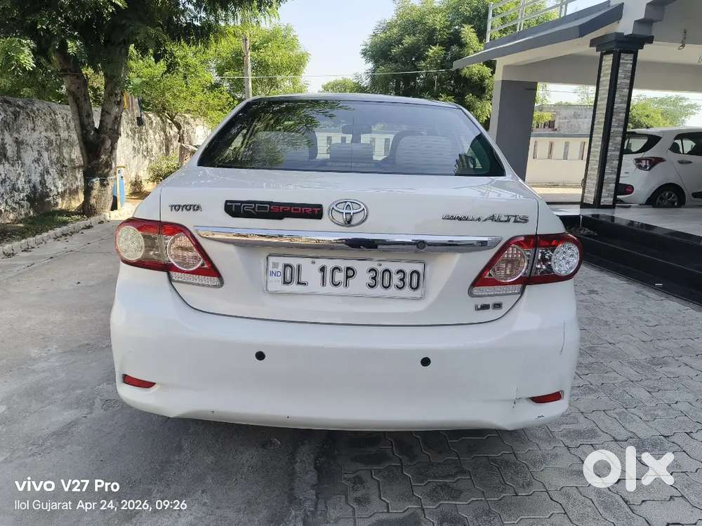 Toyota Corolla Altis 2011 Petrol 106000 Km Driven Second Owner