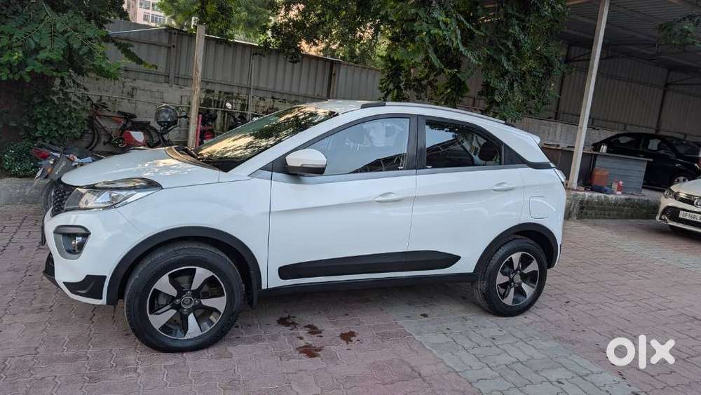 Tata Nexon 1.2 Revotron Xz Plus, 2018, Petrol