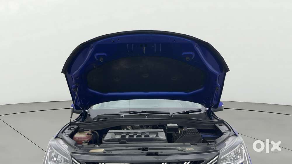 Mahindra Xuv700 2.2 Ax 7 Diesel Mt Luxury Pack Str, 2024, Diesel