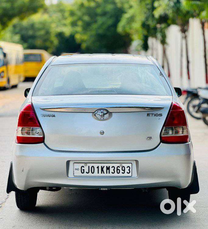 Toyota Etios, 2011, Petrol