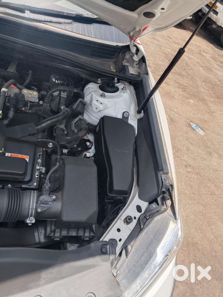 Toyota Camry Hybrid, 2024, Petrol