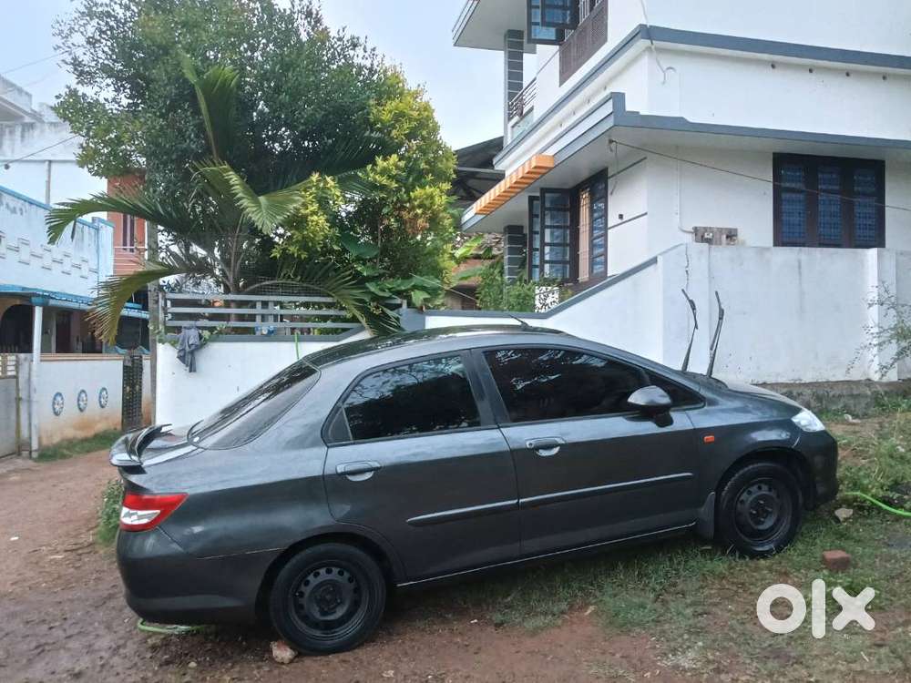 Honda City Petrol 2004
