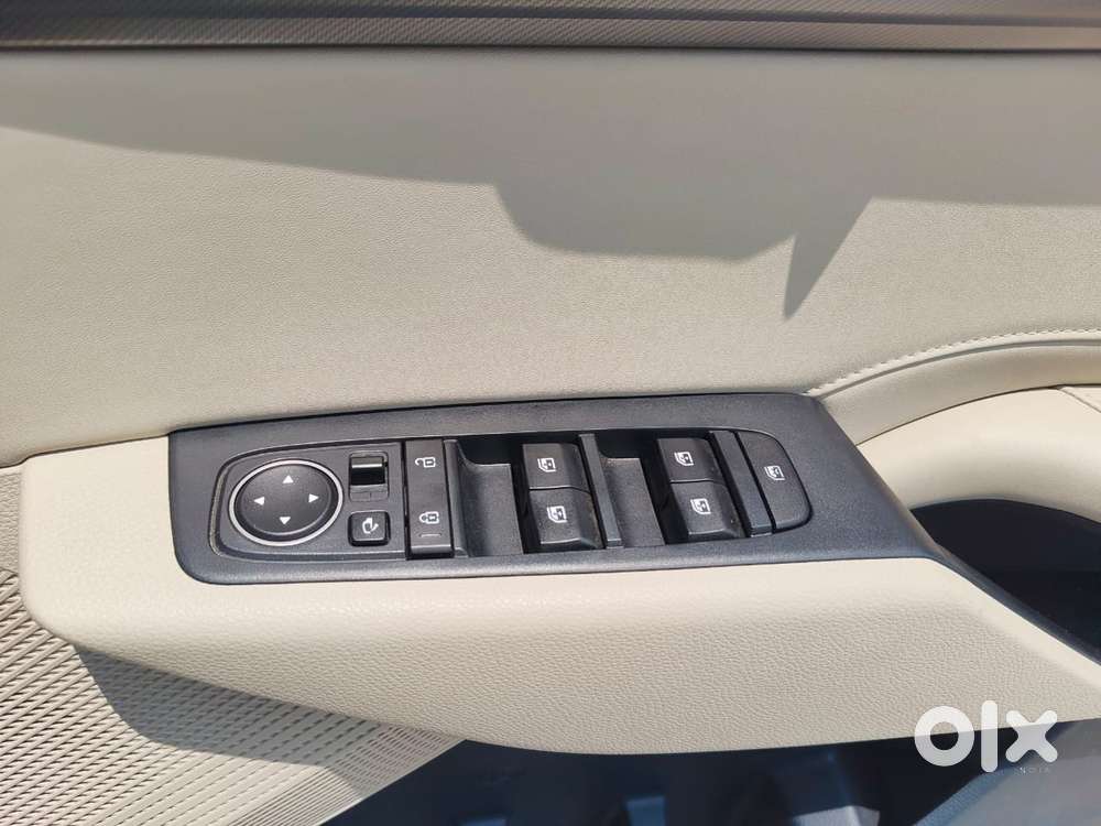 Kia Carens Clavis Htk Plus Dct, 2025, Petrol