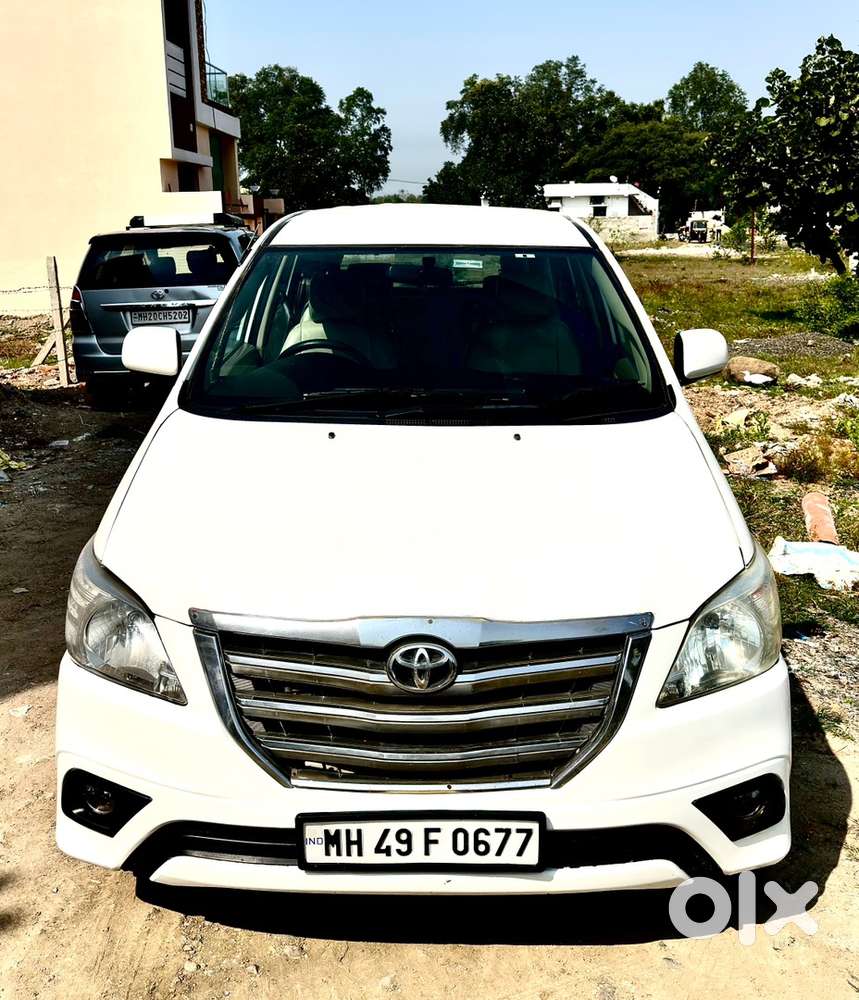 Toyota Innova 2015 Diesel Well Maintained