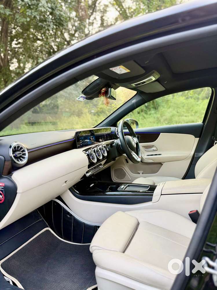 Mercedes-benz A-class Limousine 1.3 A 200, 2024, Petrol