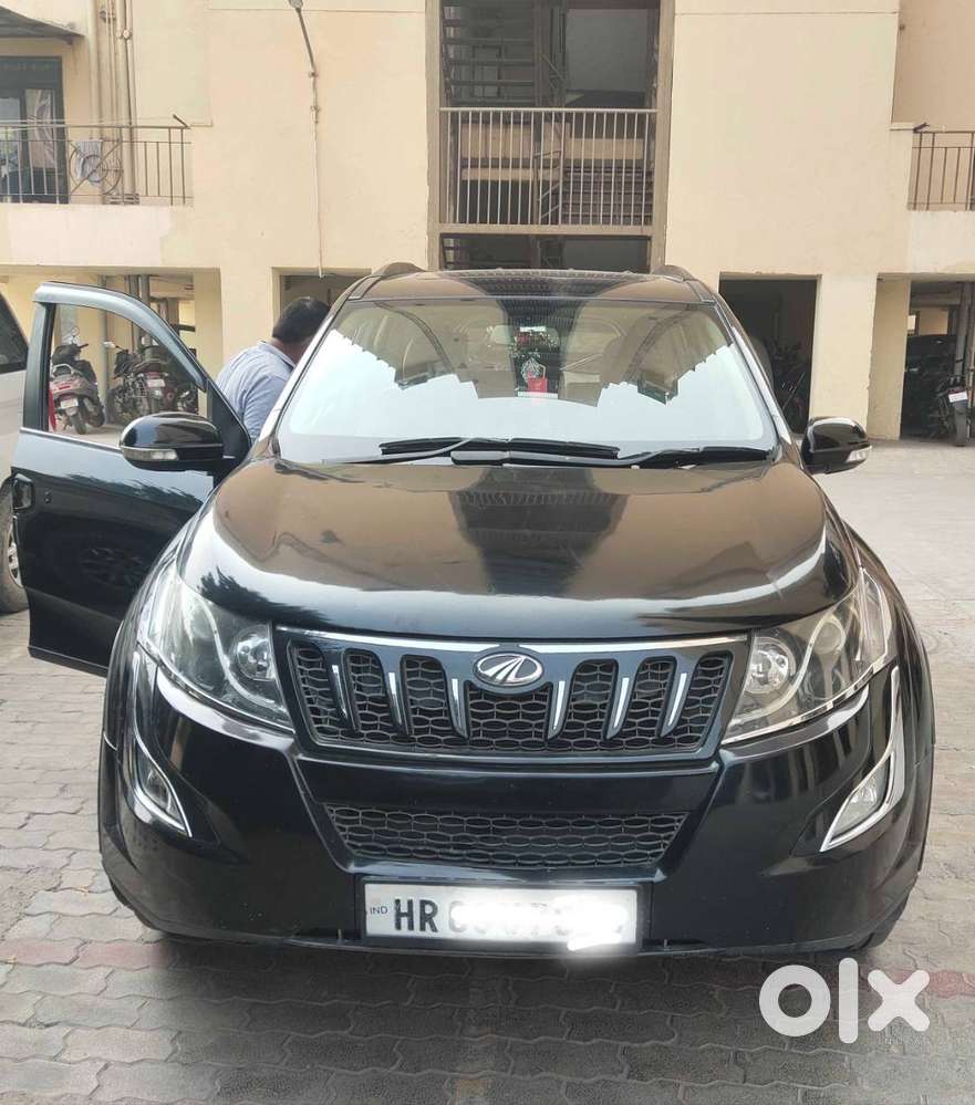 Xuv 500 W10 At , Black Beast