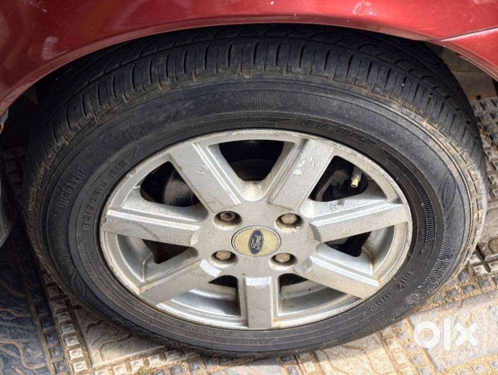 Ford Ikon, 2009, Petrol