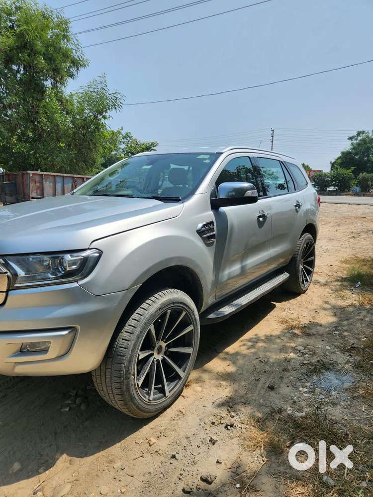 Ford Endeavour 2.2 Trend At 4x2, 2016, Diesel