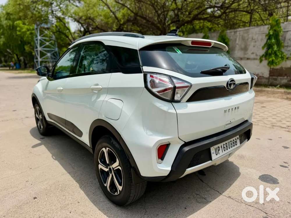 Tata Nexon 1.2 Revotron Xza Plus, 2023, Petrol