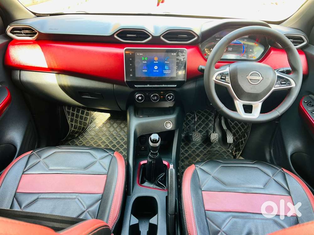 Nissan Magnite 1.0 Xv Red Edition, 2023, Petrol