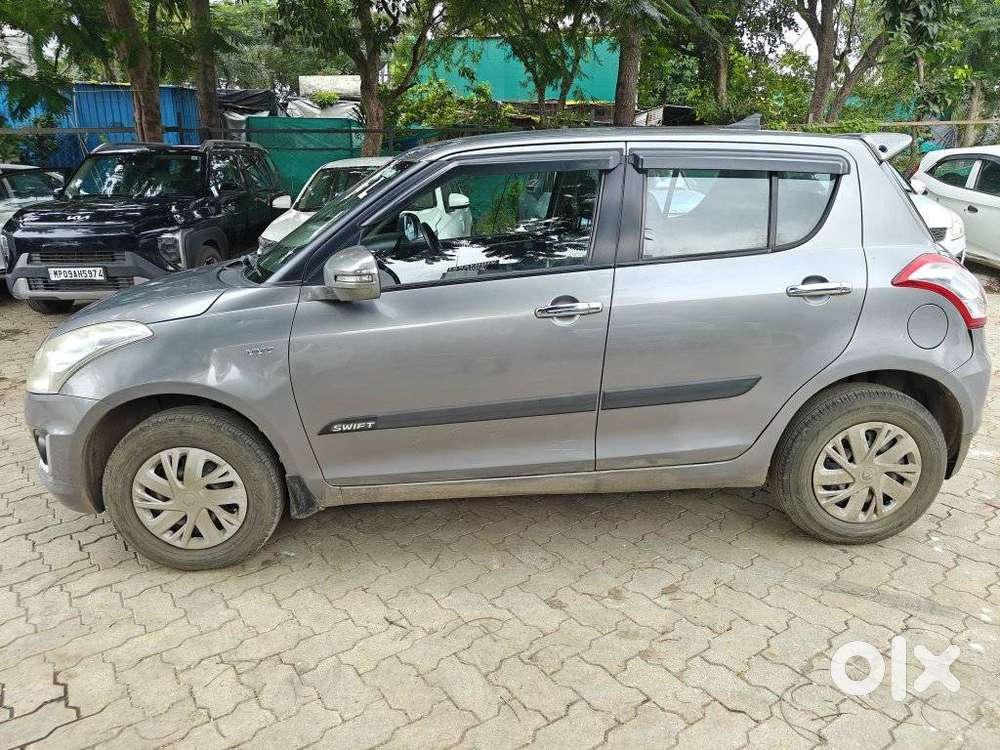 Maruti Suzuki Swift Vxi, 2017, Petrol