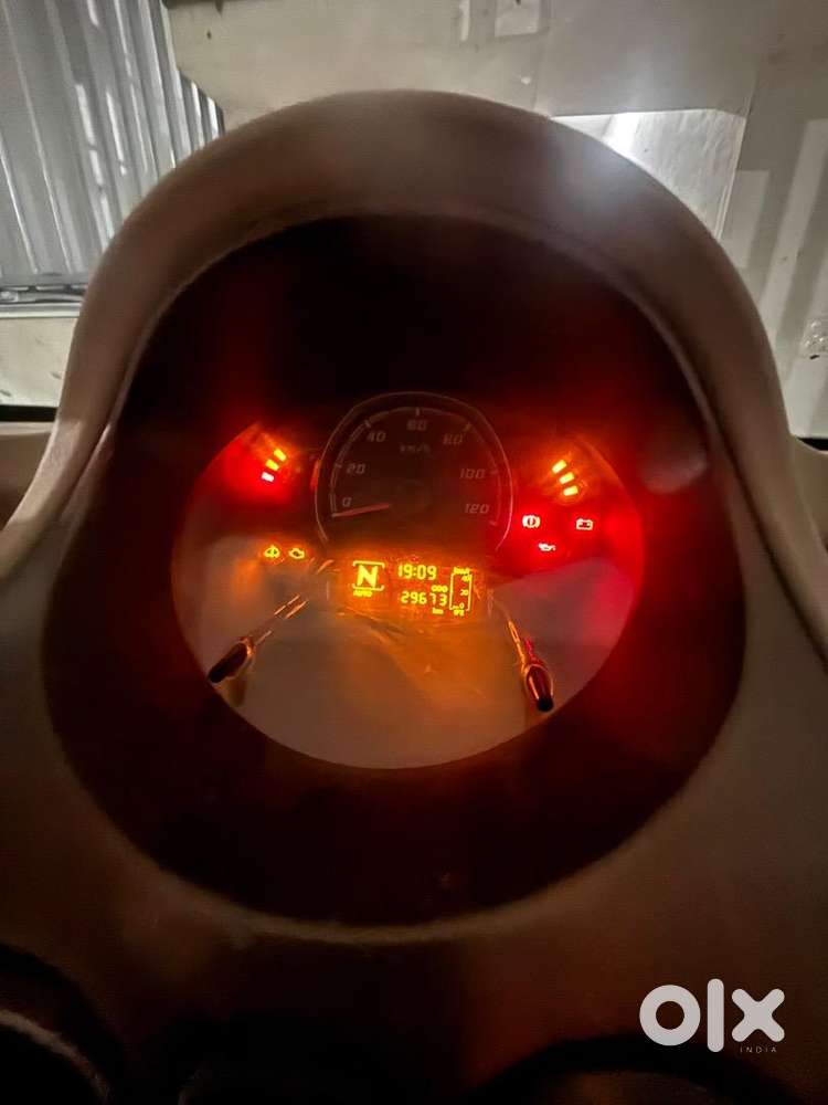 Tata Nano Genx 2016 Petrol 29636 Km Driven, Showroom Service History