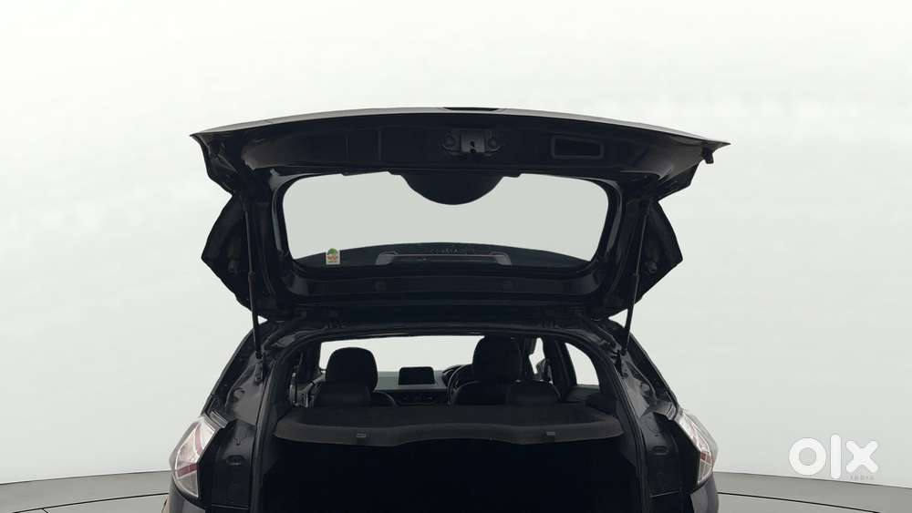 Tata Nexon 1.2 Revotron Xz Plus (l) Dark Edition, 2023, Petrol