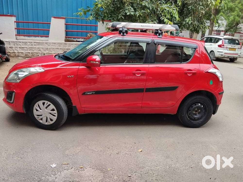 Maruti Suzuki Swift Vxi 1.2 Abs Bs-iv, 2015, Petrol