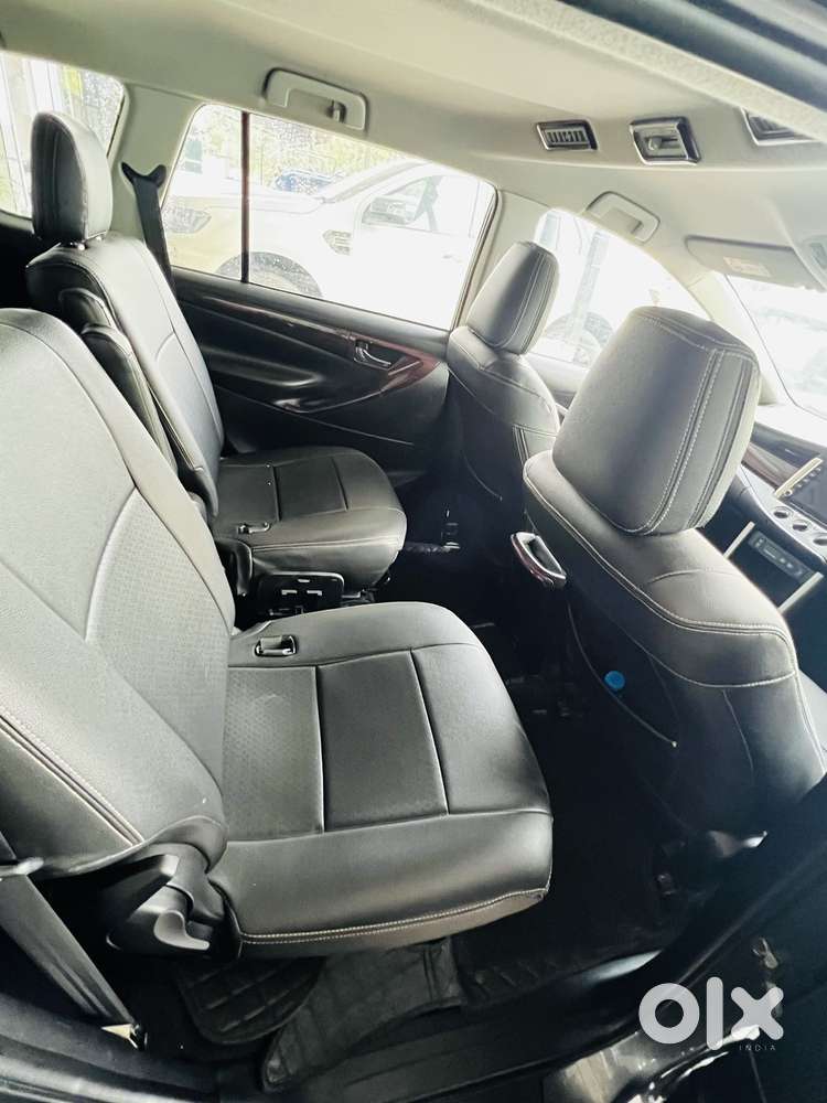 Toyota Innova Crysta 2.4 G Mt, 2022, Diesel