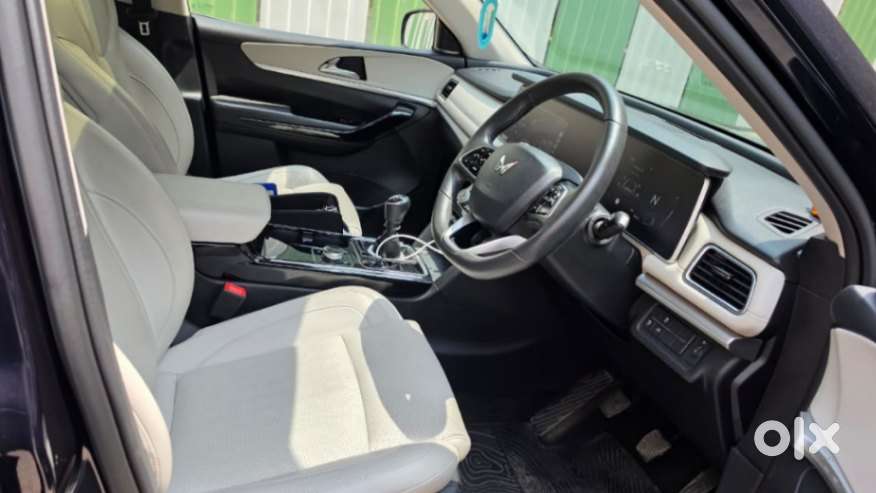 Mahindra Xuv700 2.2 Ax 7 Diesel Mt Str, 2022, Diesel