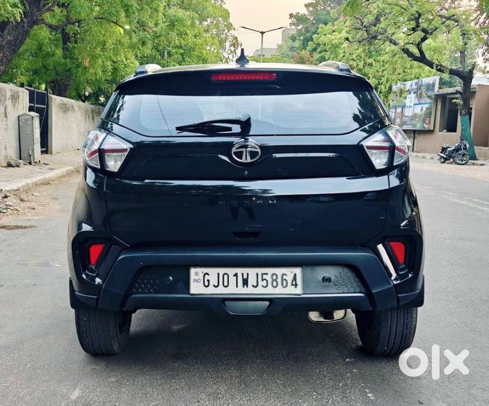 Tata Nexon 1.2 Revotron Xza Plus (o) Amt, 2022, Petrol