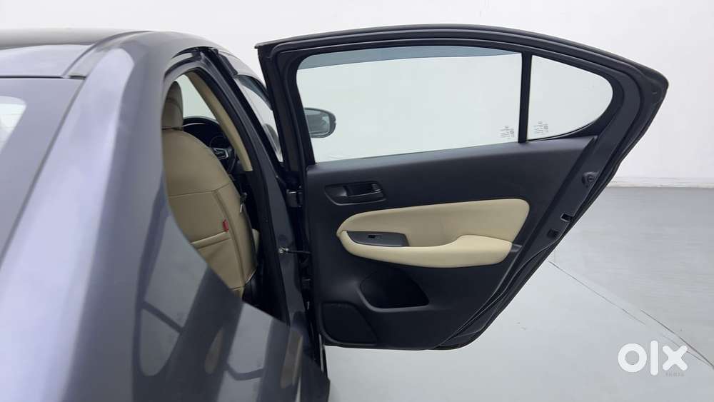 Honda City I-vtec V, 2022, Petrol