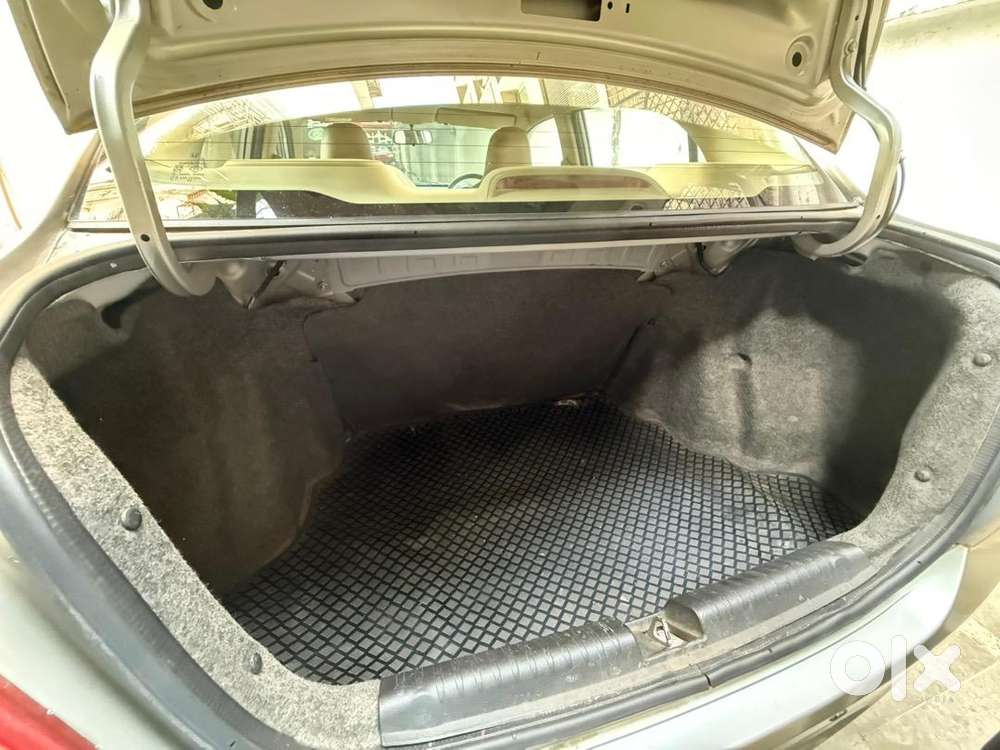 Honda Amaze 2016 Petrol Well Maintained